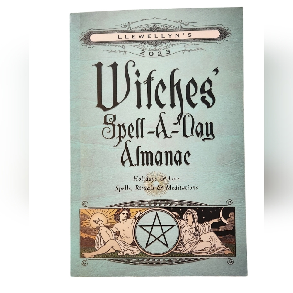 Llewellyn's 2023 Witches' Spell-A-Day Almanac